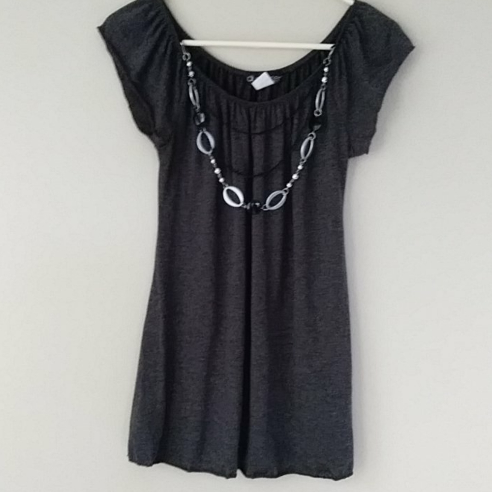 Due Time Maternity Silver Chain Top Small